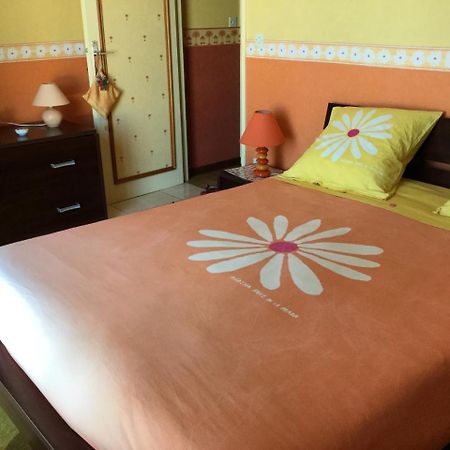 Chambre et pièce confort La Possession Esterno foto